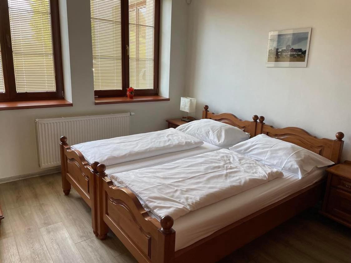Apartman Pod Dratnikem Svratka Kültér fotó